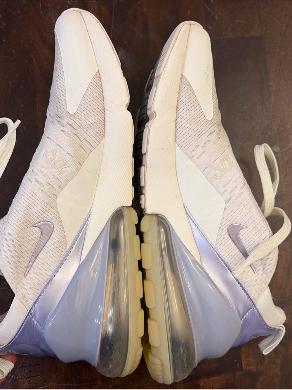 Nike Women’s Air Max 270 Sneakers - white with Light Purple/ lavender Swoosh - Picture 6 of 7